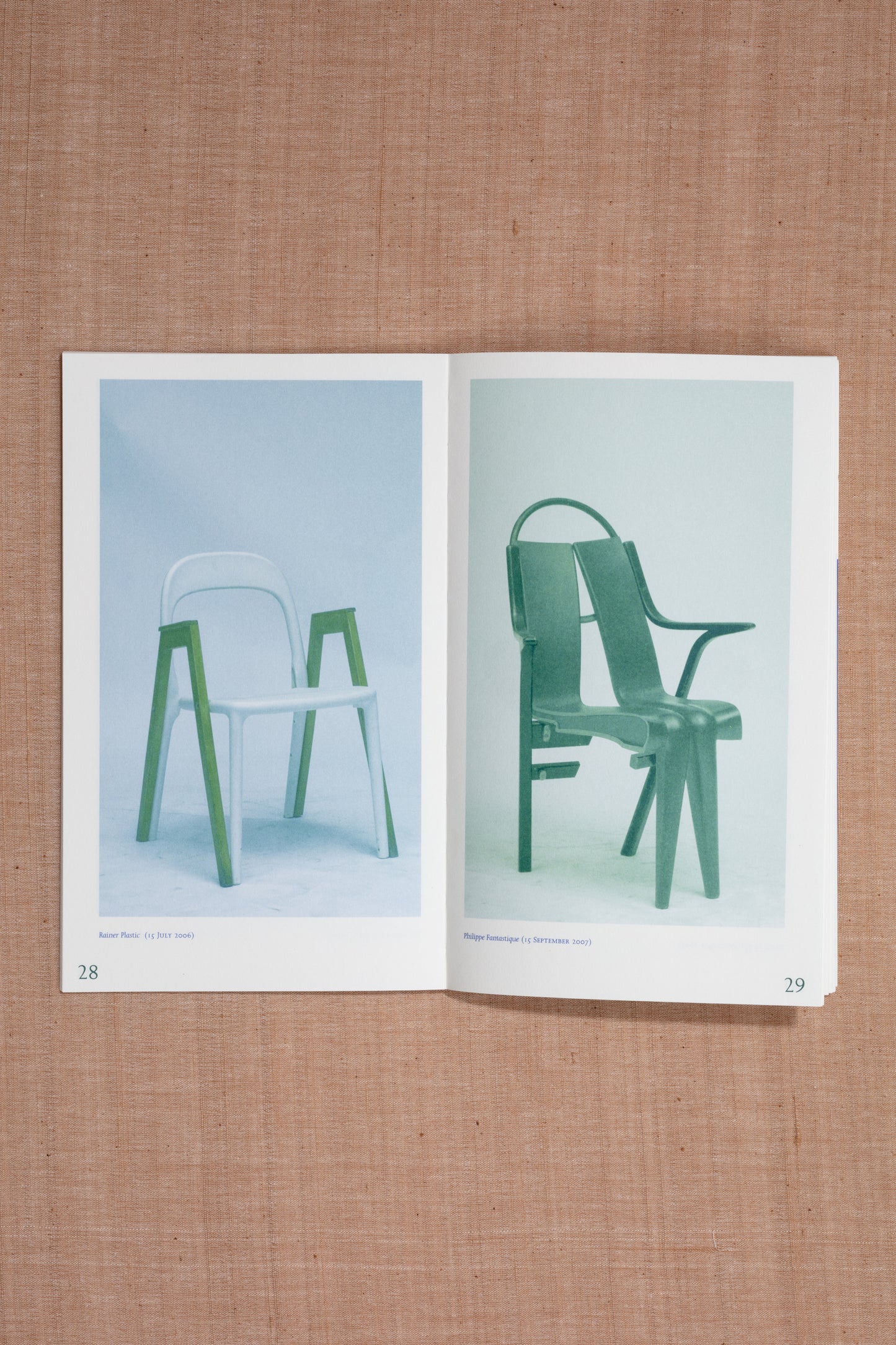 100 Chairs in 100 Days and its 100 Ways. (5th Edition, 5th Size)
