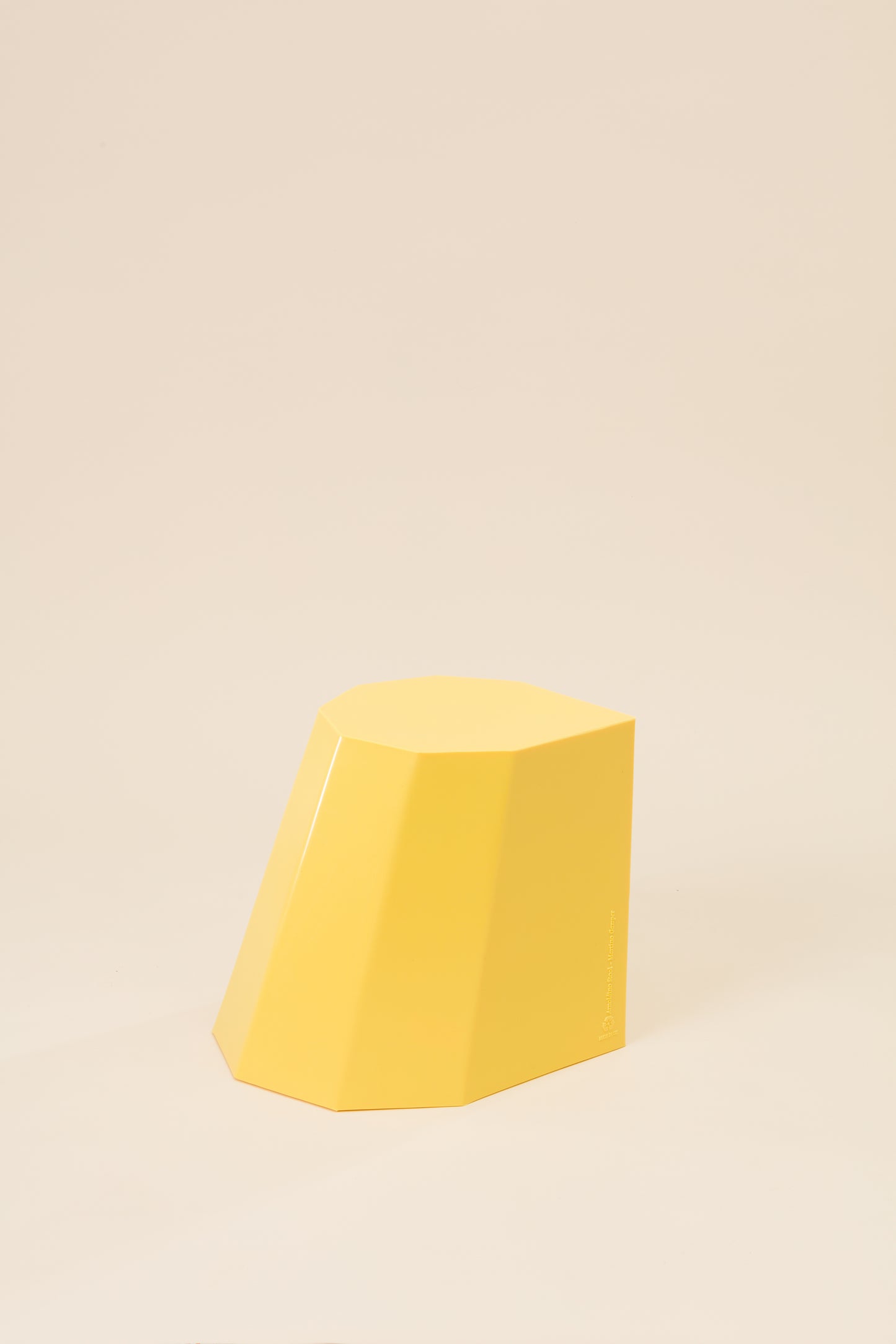 Arnoldino Stool - Yellow