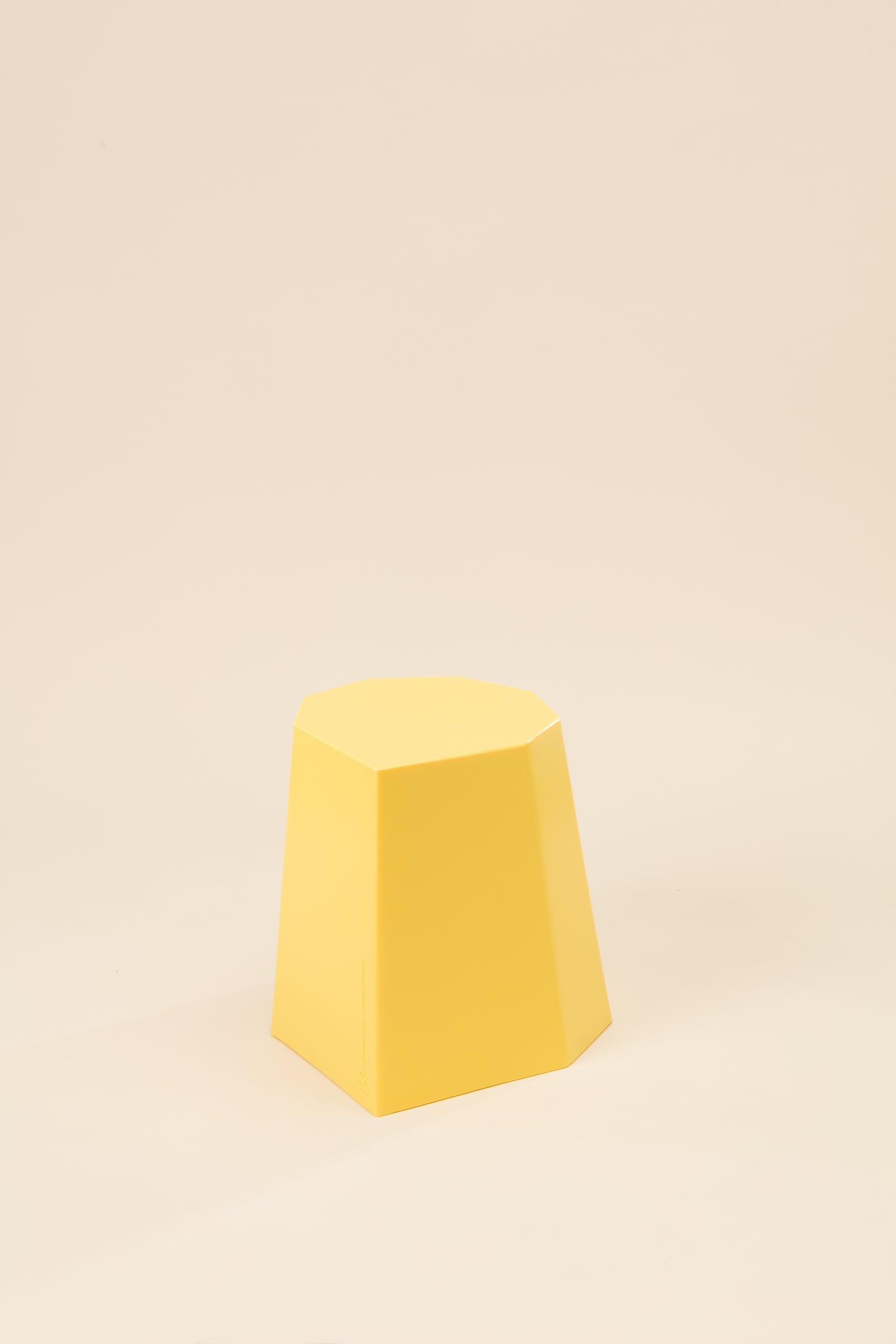 Arnoldino Stool - Yellow