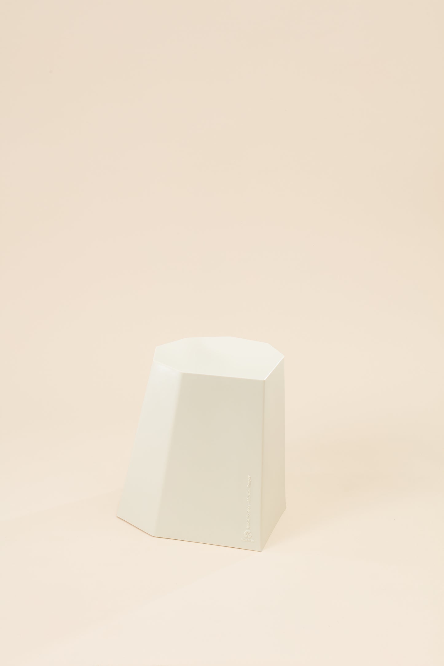 Arnoldino Stool - White Ivory